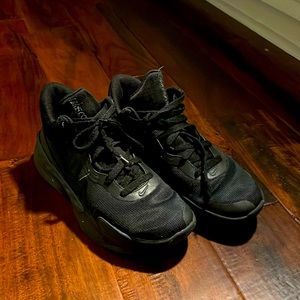 Nike Renew Elevate 3s (2 Months Used,A Few Rips And String Pulled,And Bad Laces.